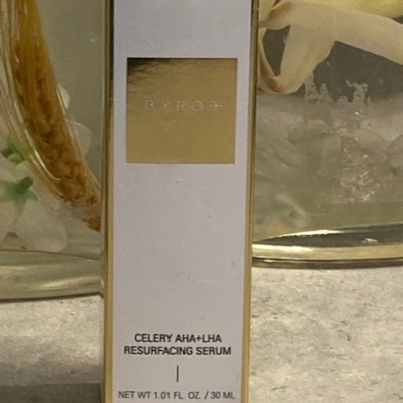 Byro Celery AHA + LHA Resurfacing Serum BNIB - Picture 5 of 8